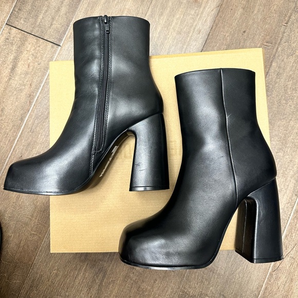 Steve Madden Cami Black boots 7.5 - Picture 2 of 7